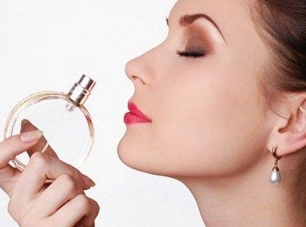 Πως να κρατήσει περισσότερο το άρωμά σου