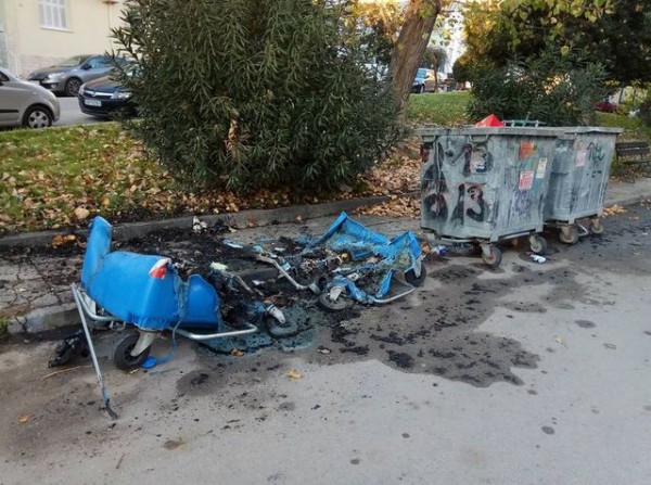 ΧΑΛΚΙΔΑ: Έκαψαν κάδο ανακύκλωσης στο Δέλτα