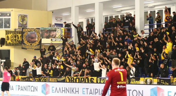 ΧΑΛΚΙΔΑ: Οι ΑΕΚτζήδες γέμισαν το κλειστό Κανήθου, αλλά ο δικέφαλος γνώρισε την ήττα