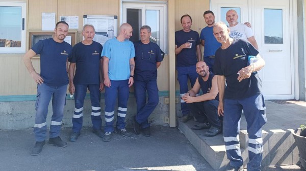 AVRAMAR ΙΧΘΥΟΚΑΛΛΙΕΡΓΕΙΕΣ: Οι εργαζόμενοι ξεκίνησαν στάσεις εργασίας και ετοιμάζονται για κλιμάκωση των κινητοποιήσεων