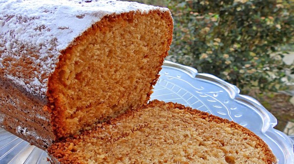 Κέικ μελομακάρονου