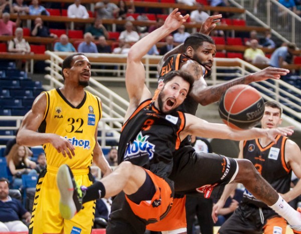 Προμηθέας από ατσάλι! Επική νίκη επί της ΑΕΚ και στον τελικό με ΠΑΟ