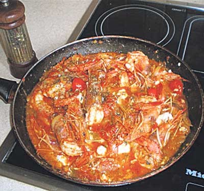 Σαγανάκι με γαρίδες