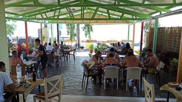 ΚΑΒΟΣ ΛΙΧΑΔΑΣ: Στον Αχινό απολαύσαμε το απόλυτο καλοκαιρινό φαγητό!