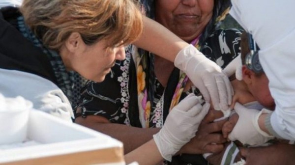 ΔΗΜΟΣ ΔΙΡΦΥΩΝ-ΜΕΣΣΑΠΙΩΝ: Παιδιατρική εξέταση και εμβολιασμός παιδιών Ρομά