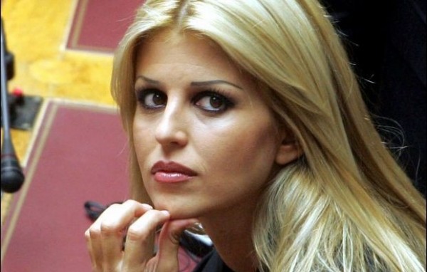 Η Ράπτη μίλησε για τις μεταμοσχεύσεις