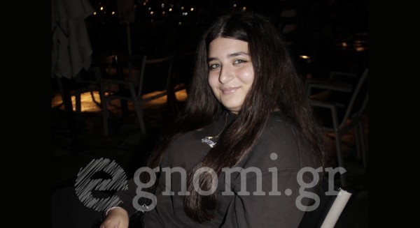 Ψηφίζει μαύρο και έχει τους λόγους της!