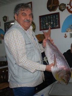 Ποιος έφαγε τη συναγρίδα;