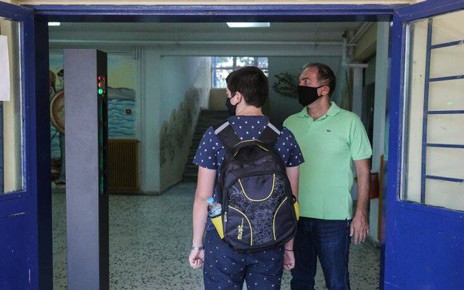 ΑΝΟΙΓΜΑ ΣΧΟΛΕΙΩΝ: Σκέψεις για τρία self test στους μαθητές