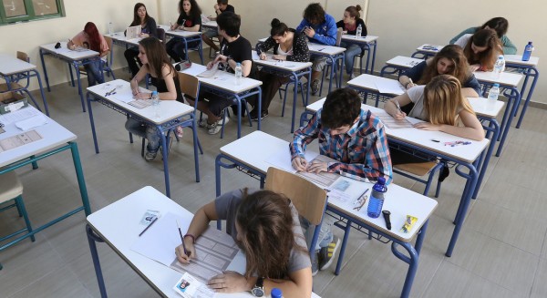 Μηδενίστηκαν τα γραπτά δύο υποψηφίων των Πανελλήνιων Εξετάσεων