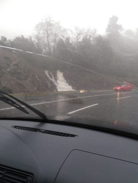 ΚΑΚΟΚΑΙΡΙΑ: Κατολισθήσεις μετά τον Παγώντα στο δρόμο προς Προκόπι