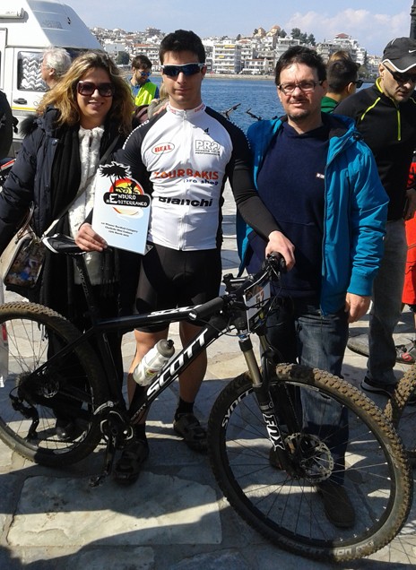 Χάρηκε το γιο του ο Στέφανος Μπασινάς