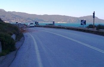 Λάλησαν πολλοί ... κοκόροι για το δρόμο στο Στόμιο