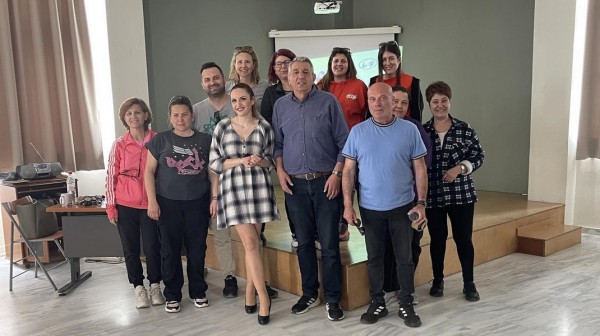 Σεμινάριο για τις σχέσεις Σχολείου Οικογένειας στο Δημοτικό Σχολείο Διρφύων