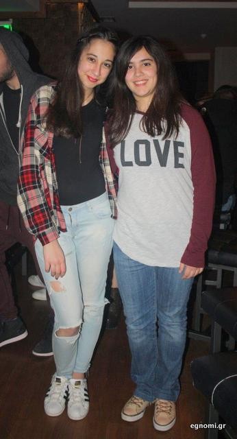 Η μία ντροπαλή, η άλλη πεισματάρα