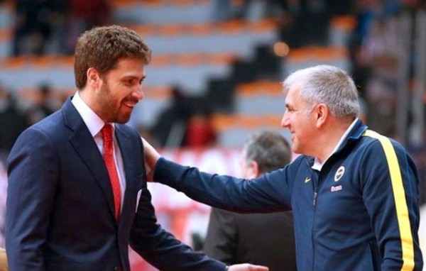 Ο Χαλκιδέος Χρήστος Μαρμαρινός ... πλήρωσε το μάρμαρο για την καθίζηση του Ολυμπιακού