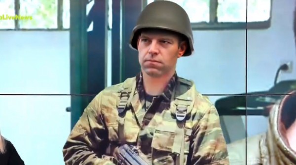 Η στρατιωτική εκπαίδευση του Κασσελάκη