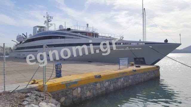 ΧΑΛΚΙΔΑ: Το Elegant 007 έδεσε στην προβλήτα Ούλεν