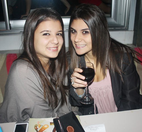 Στην υγειά τους!