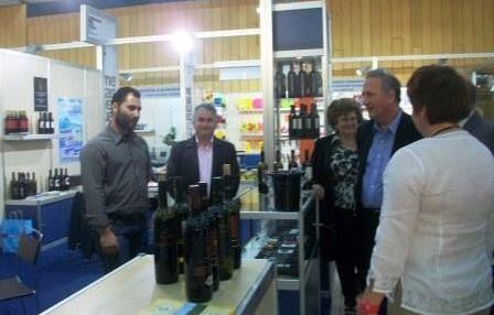 Ο υπουργός στο περίπτερο του Επιμελητηρίου