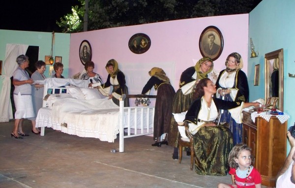 Ο Κουμιώτικος γάμος στη Χαλκίδα