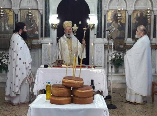 Θεία λειτουργία στη Μακρυκάπα για τους μαθητές των σχολείων