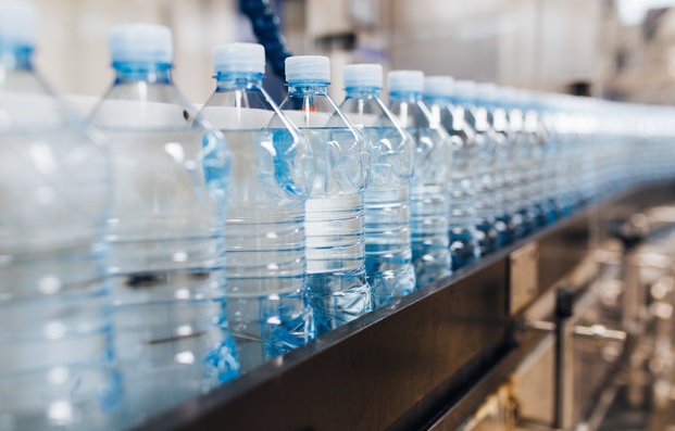 Κατάσχεση 11 τόνων εμφιαλωμένου νερού που κρίθηκε ακατάλληλο