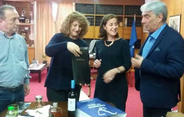 Η πρέσβειρα του Ισραήλ ήρθε στη Χαλκίδα