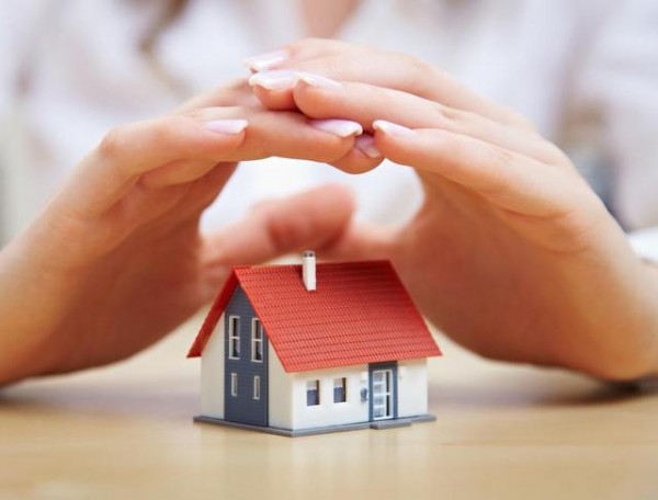 Παράταση 3 μηνών στην προστασία πρώτης κατοικίας-Συνεχίζεται το επίδομα των 800 ευρώ