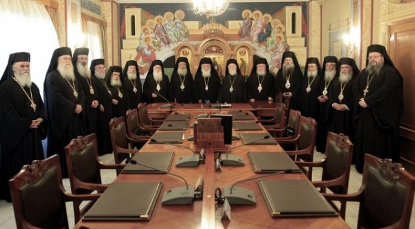 Διαρκής Ιερά Σύνοδος: Η πρωινή προσευχή ισχύει ακόμα στα σχολεία