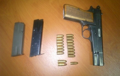 Κυκλοφορούσε και οπλοφορούσε