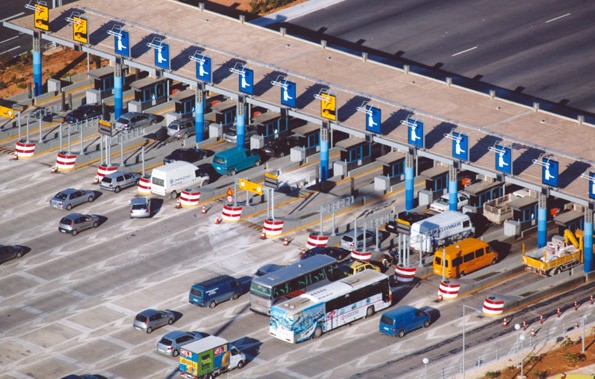 Με ειδικές ηλεκτρονικές συσκευές εντοπίζονται πλέον οι παραβάτες που δεν πληρώνουν διόδια