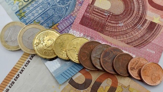 Εκτακτο καλοκαιρινό επίδομα: Σκέψεις για χορήγηση 200 ευρώ στα ευάλωτα νοικοκυριά