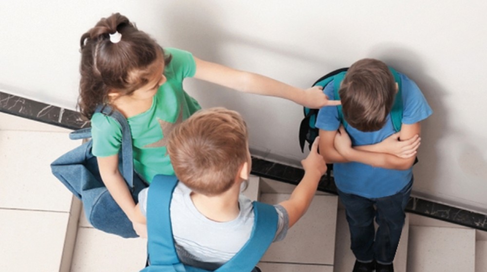 2ο ΔΗΜΟΤΙΚΟ ΧΑΛΚΙΔΑΣ: Δύο 7χρονοι μαθητές ξυλοκόπησαν 9χρονο