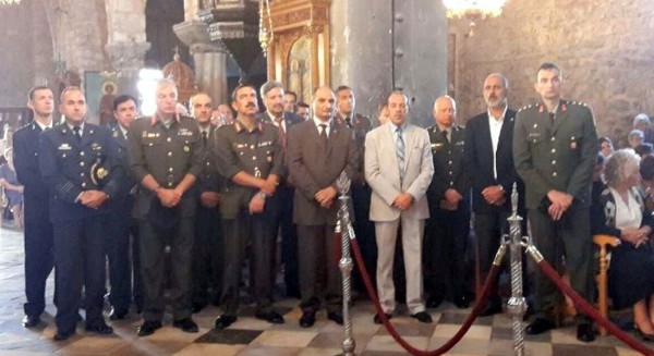 ΧΑΛΚΙΔΑ: Οι έφεδροι αξιωματικοί τιμάνε τον Άγιο Νικήτα και βραβεύουν παιδιά μελών του συλλόγου