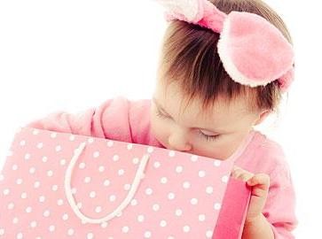 Νονοί, τι δώρα θα πάρετε στα βαφτιστήρια σας;