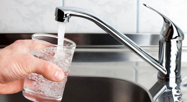 ΟΞΥΛΙΘΟΣ: Ανησυχητικές διαπιστώσεις για την επάρκεια και την ποιότητα του πόσιμου νερού