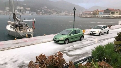 Χαλάζι που έφτασε τα 40 εκ. σκέπασε όλη την Ιθάκη