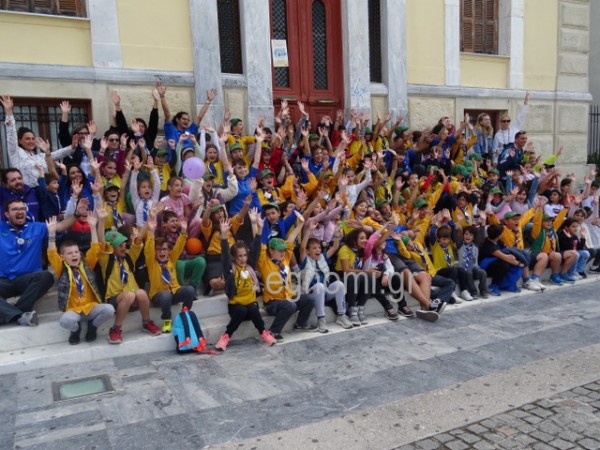 ΠΡΟΣΚΟΠΟΙ: Γέμισε με λυκόπουλα η παραλία Χαλκίδας (video)