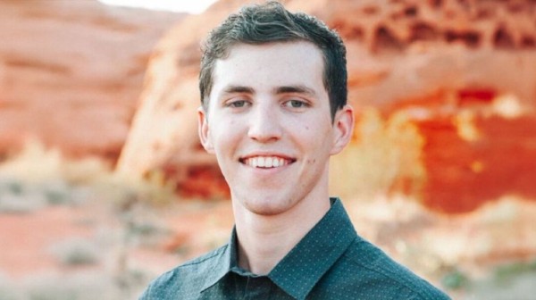 Ο Tάιλερ Ρόμπινσον είναι ο δολοφόνος του Τσάρλι Κερκ - Φίλος της οικογένειας ενημέρωσε την αστυνομία