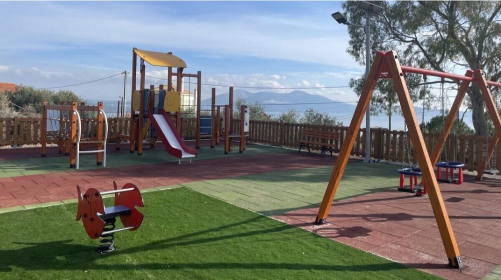 ΔΗΜΟΣ ΚΥΜΗΣ -ΑΛΙΒΕΡΙΟΥ: Πέντε παιδικές χαρές σε ισάριθμα χωριά του δήμου