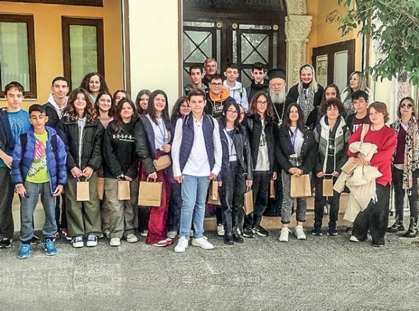 Ο Μητροπολίτης Χαλκίδας συναντήθηκε με μαθητές