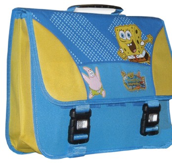 Σε σχολική τσάντα έκρυβαν εργαλεία για κλοπές