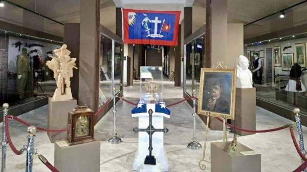 Στη Χαλκίδα η λήκυθος με την καρδιά του Ναυάρχου Ανδρέα Μιαούλη