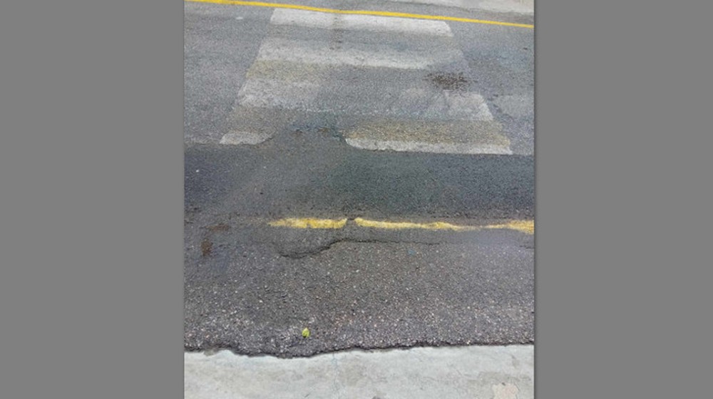 ΧΑΛΚΙΔΑ: Διάβαση για κλάματα μπροστά από το Ειδικό Δημοτικό Σχολείο