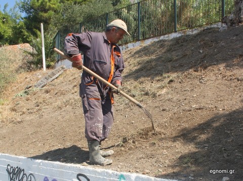 Καθάριζε δένδρα και έβρισκε σύριγγες