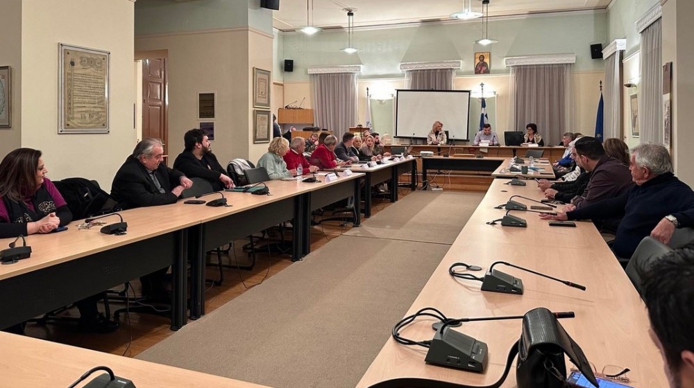 ΧΑΛΚΙΔΑ: Συνεδριάζει με 23 θέματα το Συμβούλιο της Κοινότητας Χαλκίδας - Άδειες καταστημάτων αφορούν τα περισσότερα θέματα