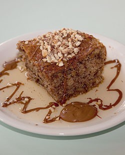 Καρυδόπιτα