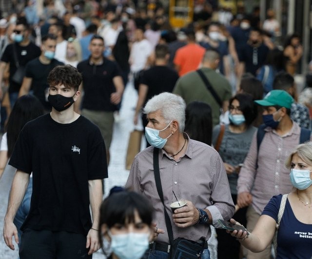 Τέλος το πρόστιμο σε ανεμβολίαστους άνω των 60