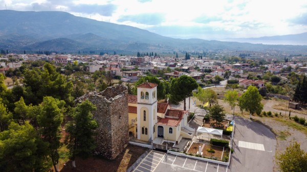 ΔΗΜΟΣ ΕΡΕΤΡΙΑΣ: Ομάδα νεαρών αναστάτωσε το Γυμνό τη νύχτα της Μεγάλης Παρασκευής